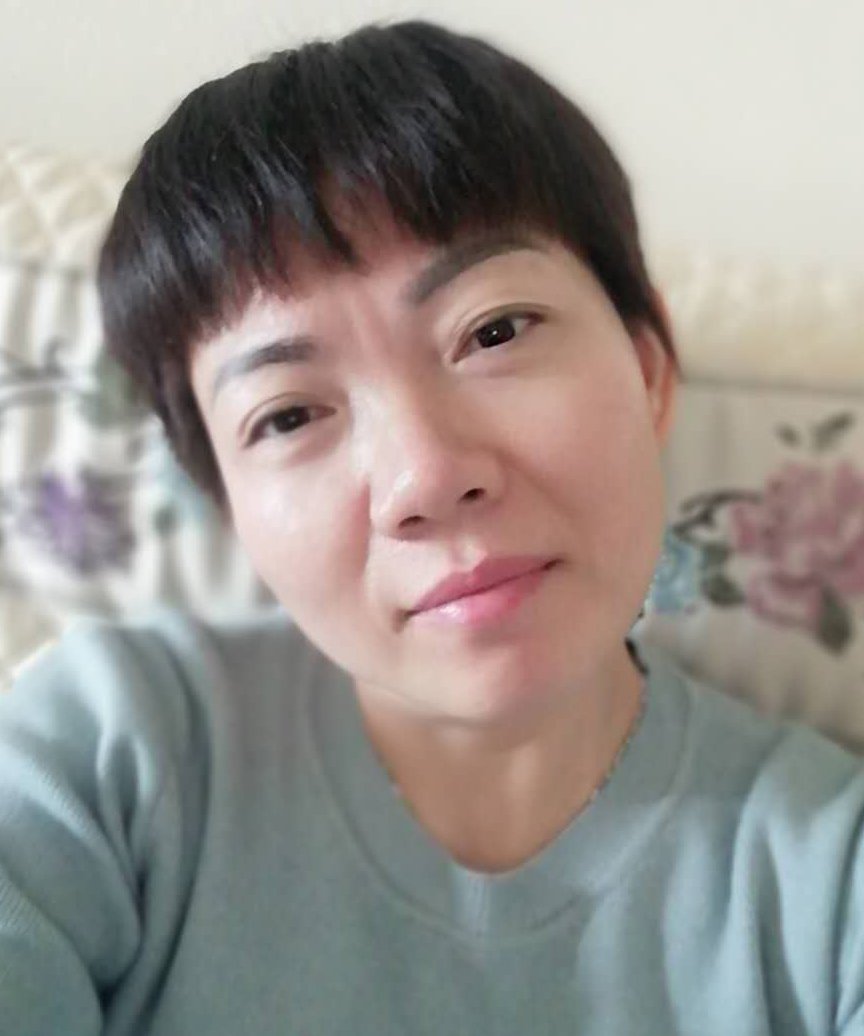Amyyu，女,年龄：47岁，收入：5万以下，婚况：离异，职业：中层管理