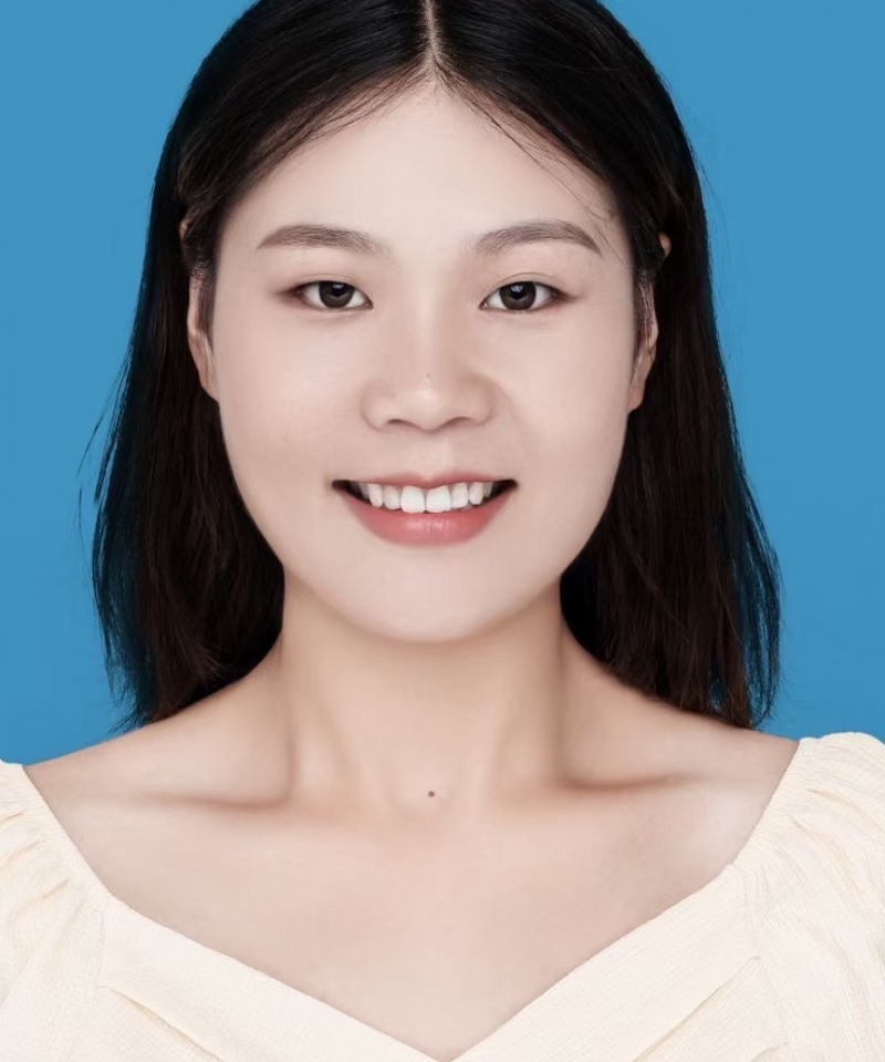 Caoqian，女,年龄：25岁，收入：5-8万，婚况：未婚，职业：教师