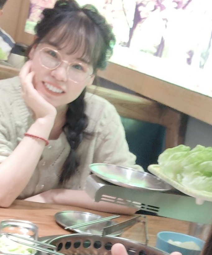 清粥，女,年龄：32岁，收入：5-8万，婚况：离异，职业：护士