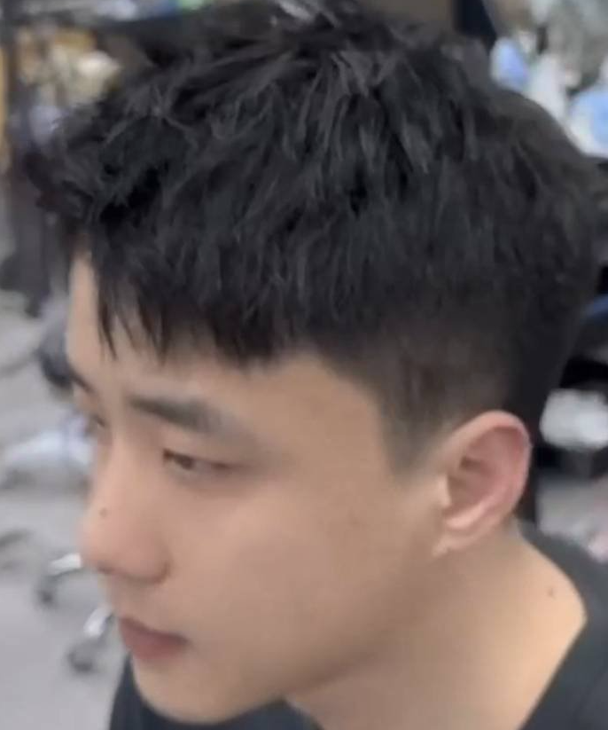 wwws374，男,年龄：31岁，婚况：未婚，职业：普通员工