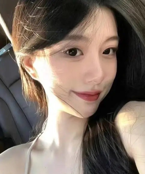 w1y2h3，女,年龄：21岁，收入：5万以下，婚况：未婚，职业：自由职业