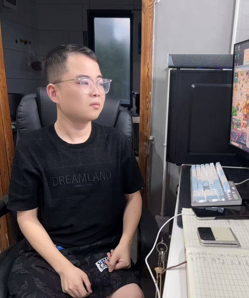 单纯boy，男,年龄：32岁，婚况：未婚，职业：自由职业