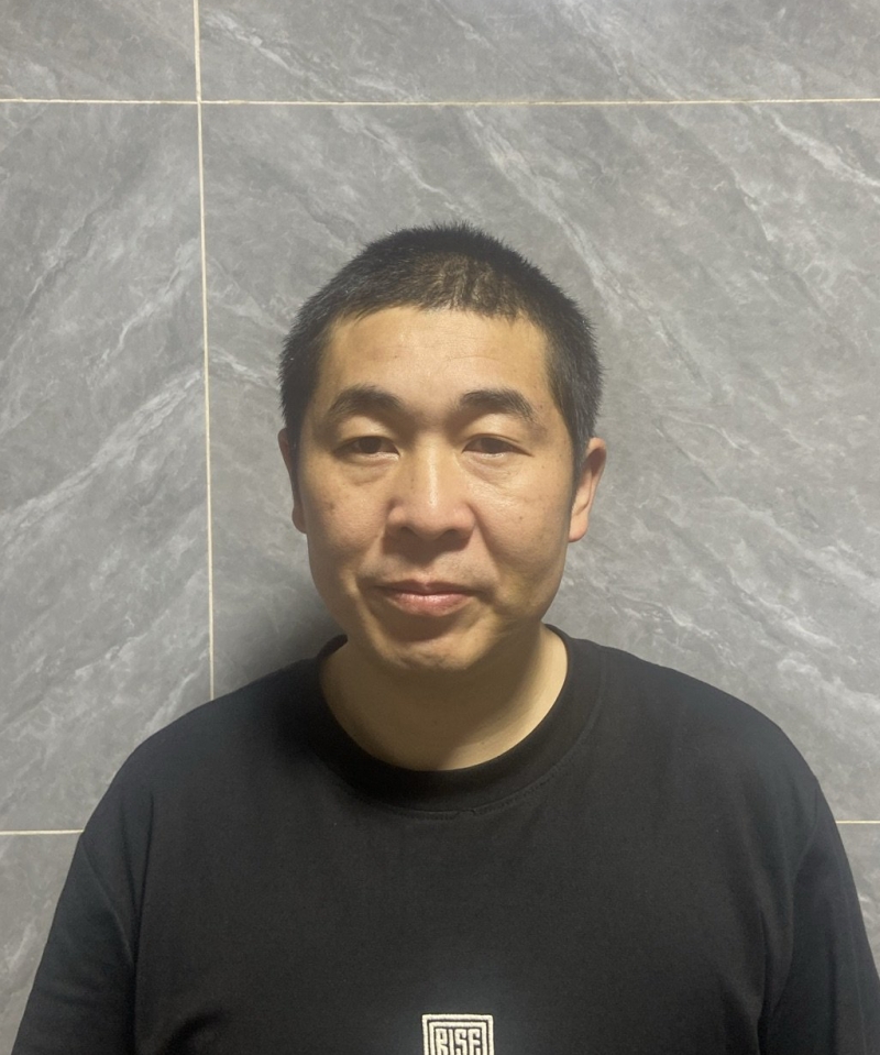 郝庆平，男,年龄：37岁，婚况：离异，