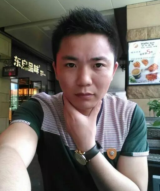 117，男,年龄：40岁，收入：8-12万，婚况：离异，职业：个体老板