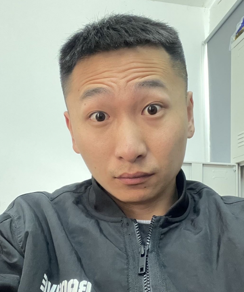 愤怒的橘子，男,年龄：32岁，收入：8-12万，婚况：未婚，职业：普通员工