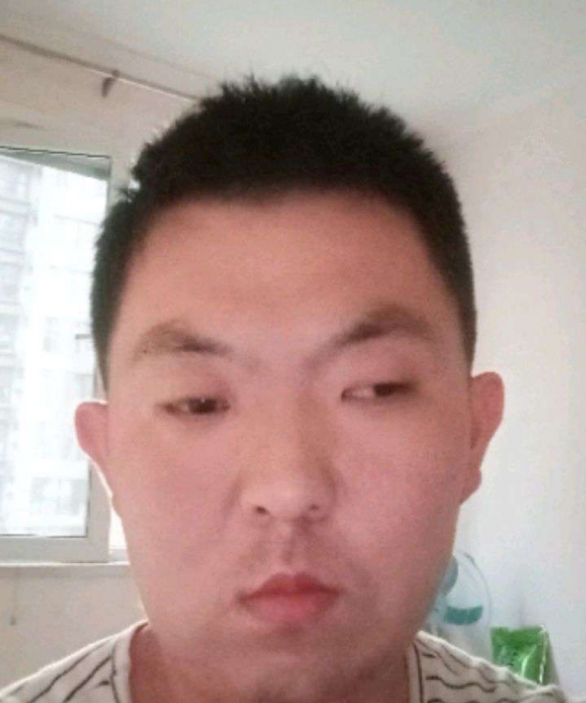 孙浩，男,年龄：30岁，婚况：未婚，