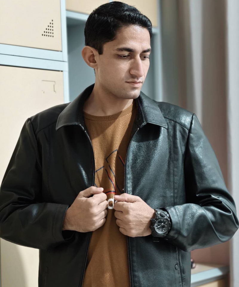 AEZAZ，男,年龄：27岁，婚况：未婚，职业：学生